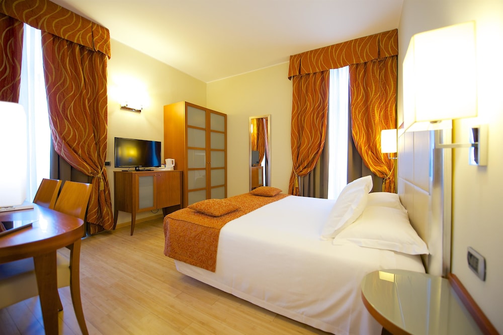 Best Western Crystal Palace Hotel 27/55