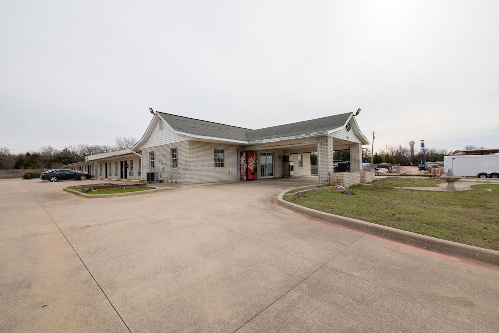 OYO Hotel Decatur TX Hwy 287 Northwest in DECATUR - TX