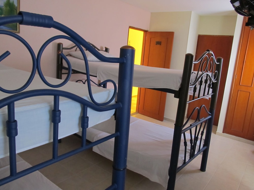 Hostal Solymar 30/42
