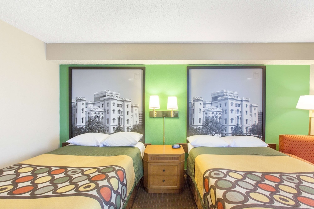 Americas Best Value Inn Lafayette 8/15