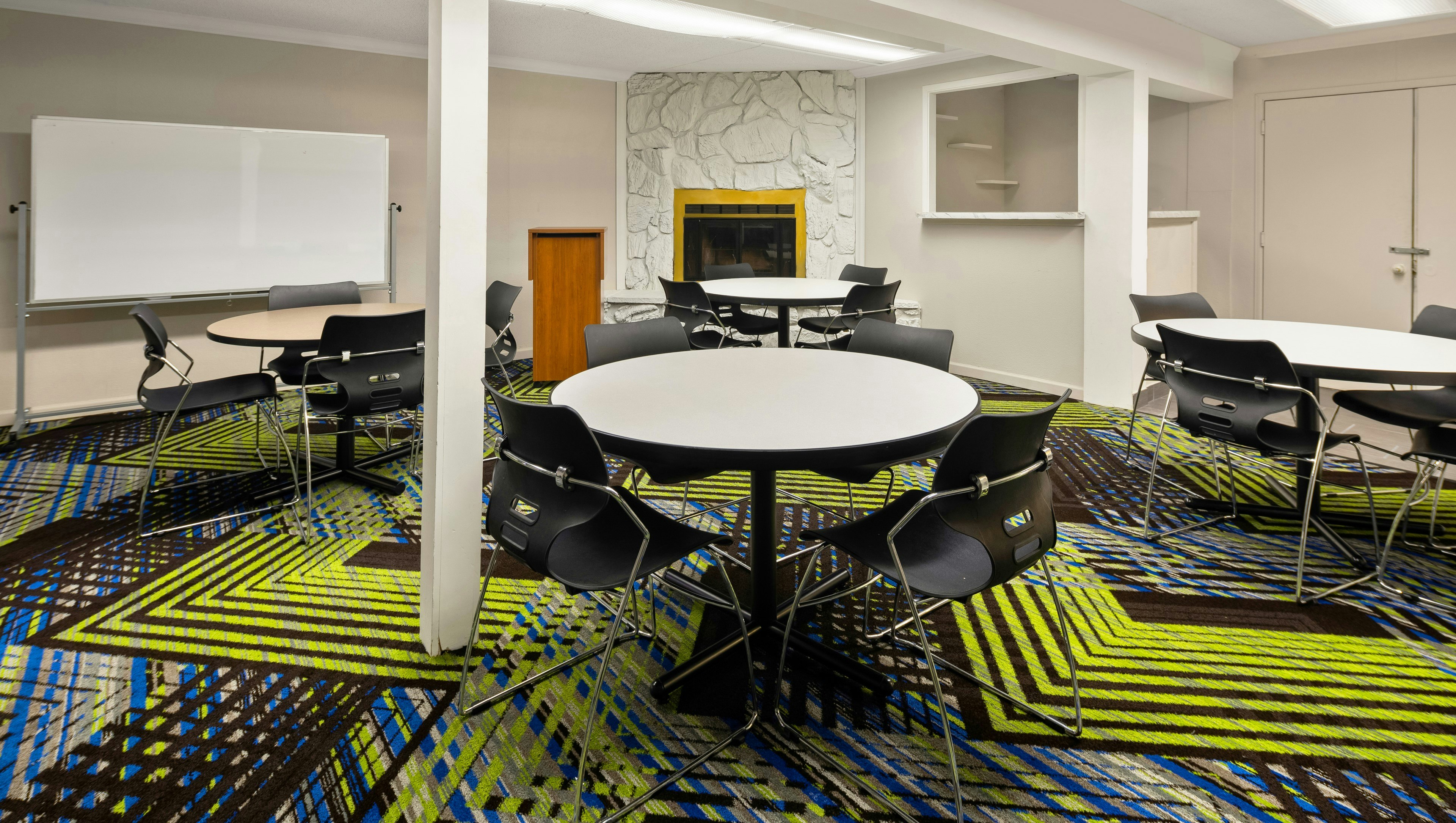 Park Inn by Radisson, Detroit Metro Airport 25/29