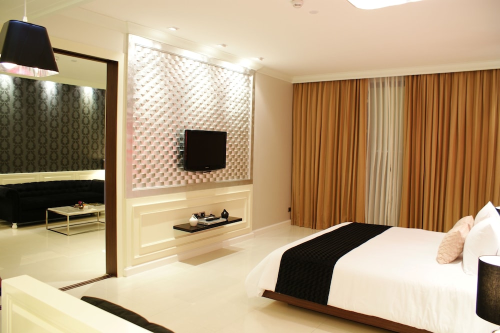 1 Bedroom Suite Sea View
