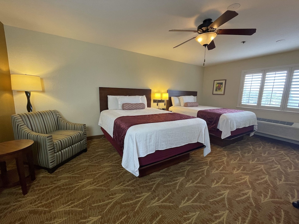 Governors Inn Hotel 30/77