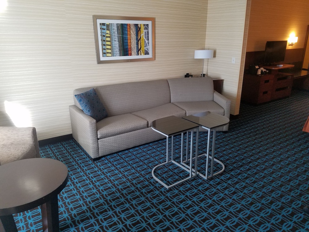 Fairfield Inn & Suites by Marriott Gallup 31/47