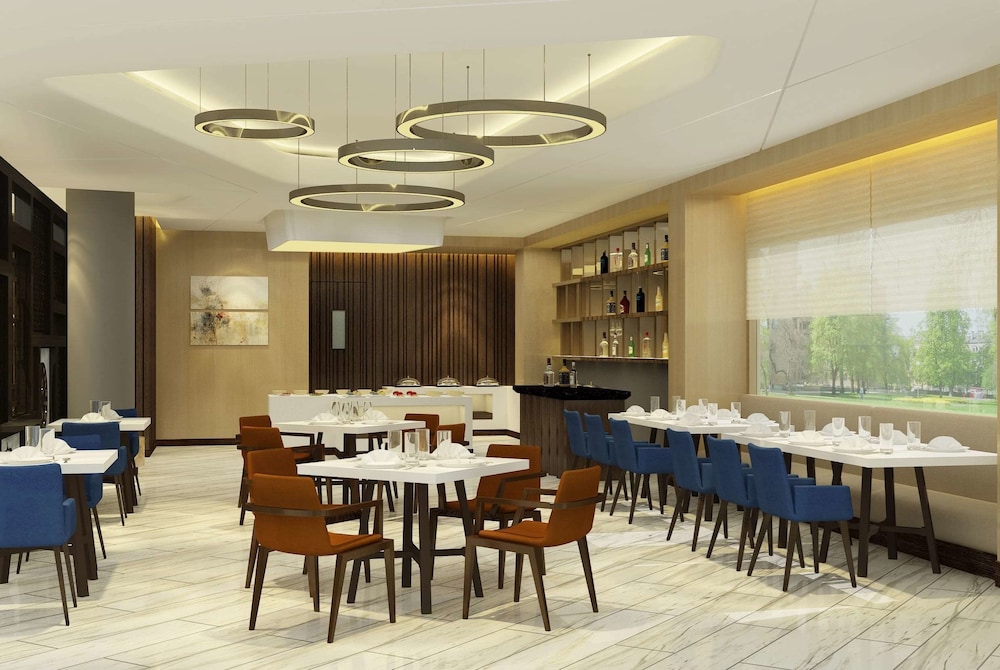 Days Hotel by Wyndham Jaipur Tonk Road 30/34
