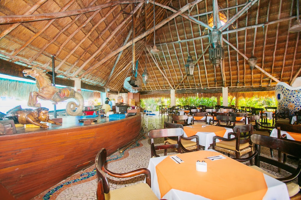 Casa Del Mar Cozumel Hotel And Dive Resort 59/75