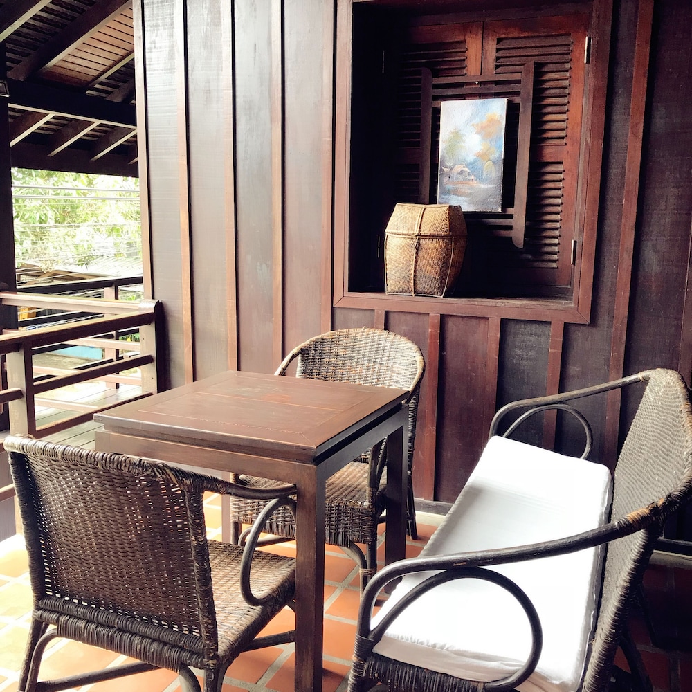 Ancient Luang Prabang Hotel Banphongheuang 30/50