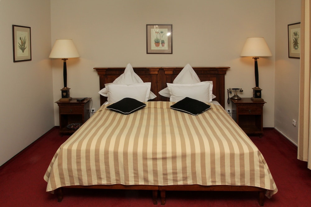 Arc de Triomphe By Residence Hotels 17/43