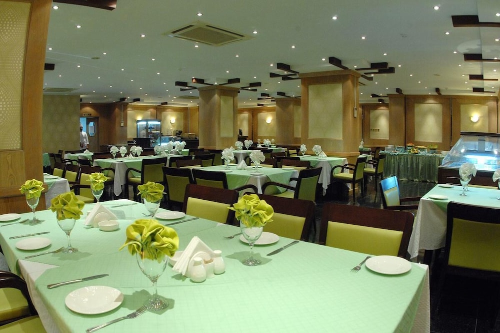 Al Muntazah Plaza Hotel 17/24