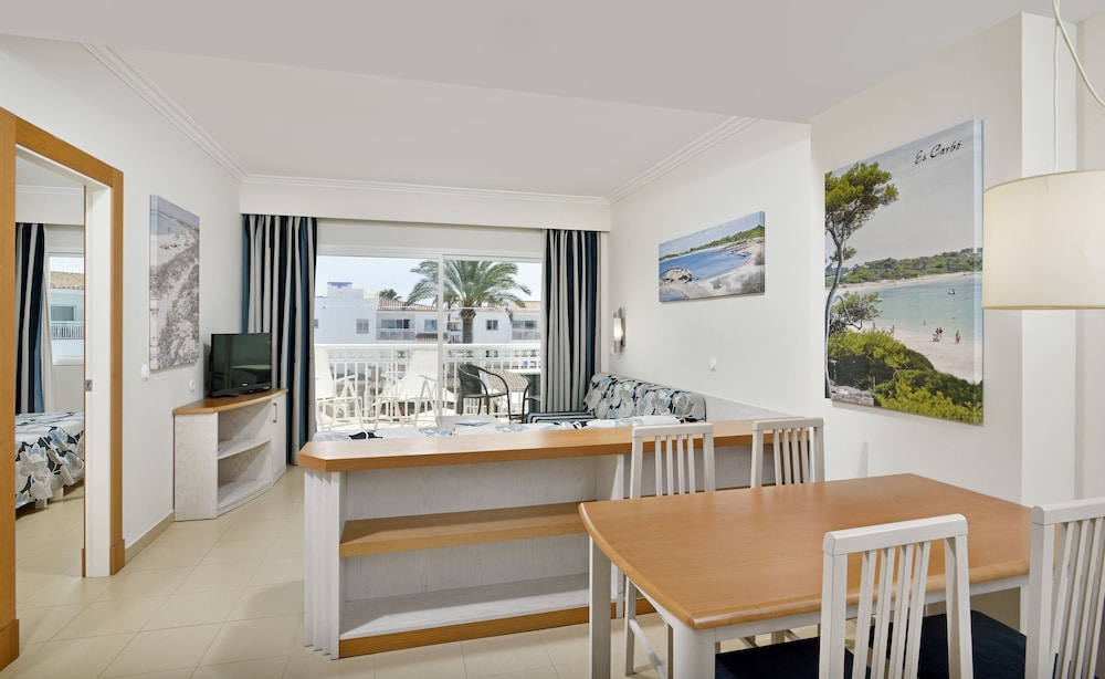 Aparthotel Isla de Cabrera 46/67