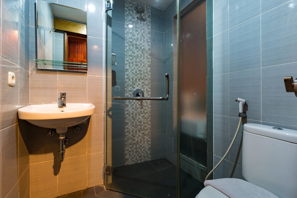 Hadi Poetra Hotel 33/34