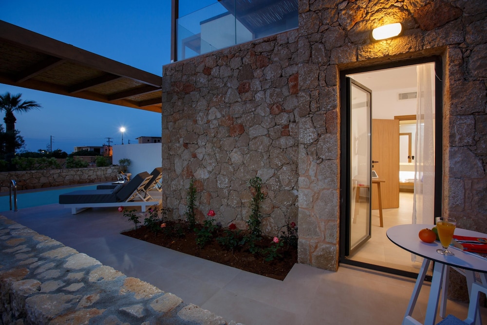 ALOE Boutique Hotel powered by Anissa Beach 44/62