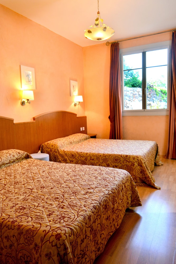 Hotel Posta Vecchia 33/84