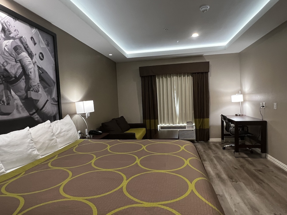 Super 8 By Wyndham Kingwood Houston North 7/36