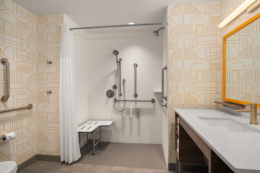 Home2 Suites by Hilton Hazleton 41/43
