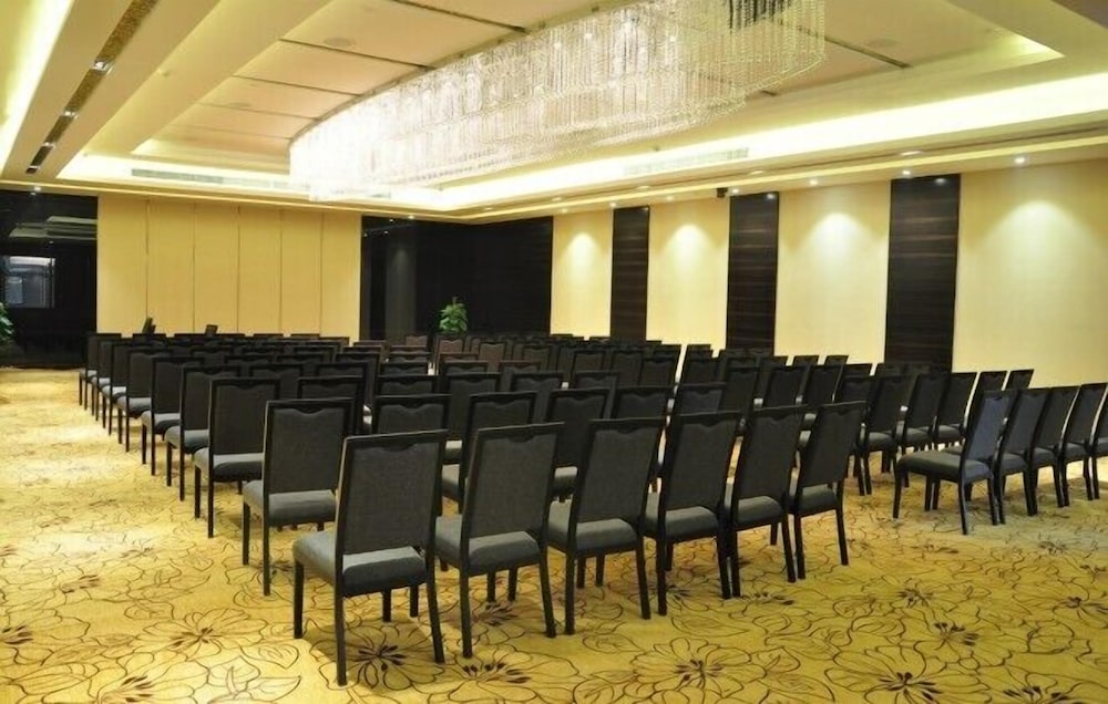 Eurasia Convention International Hotel 43/50