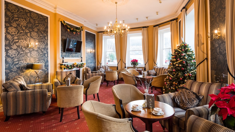 The Royal Hotel 31/40
