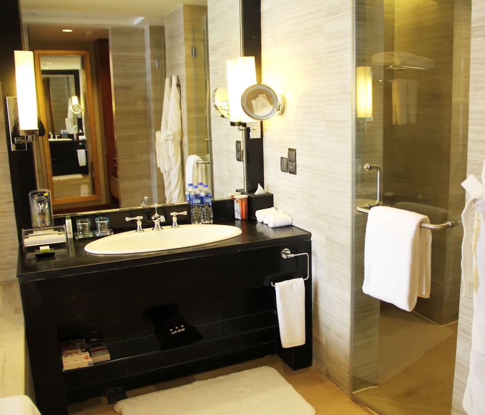 Doubletree By Hilton Shenyang 10/90