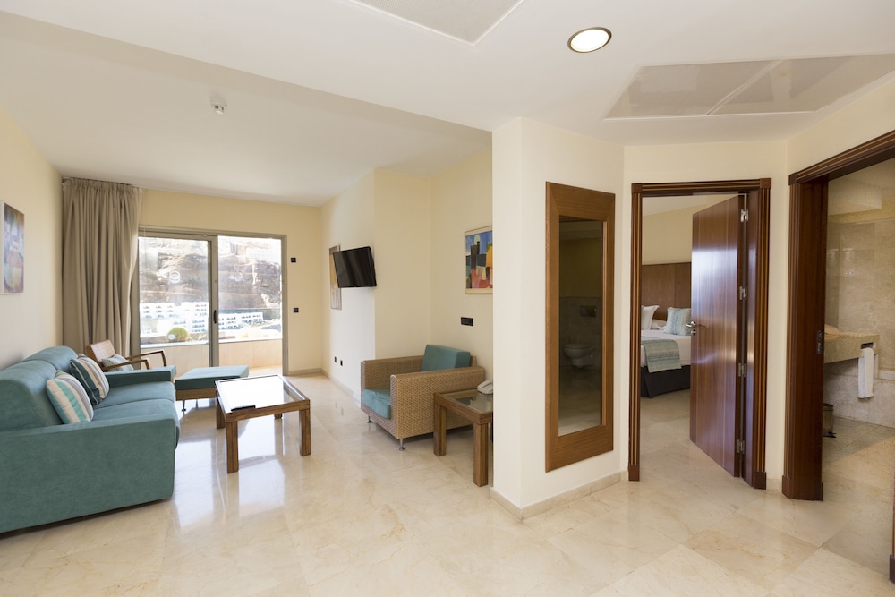 Gloria Palace Royal Hotel and Spa 44/70