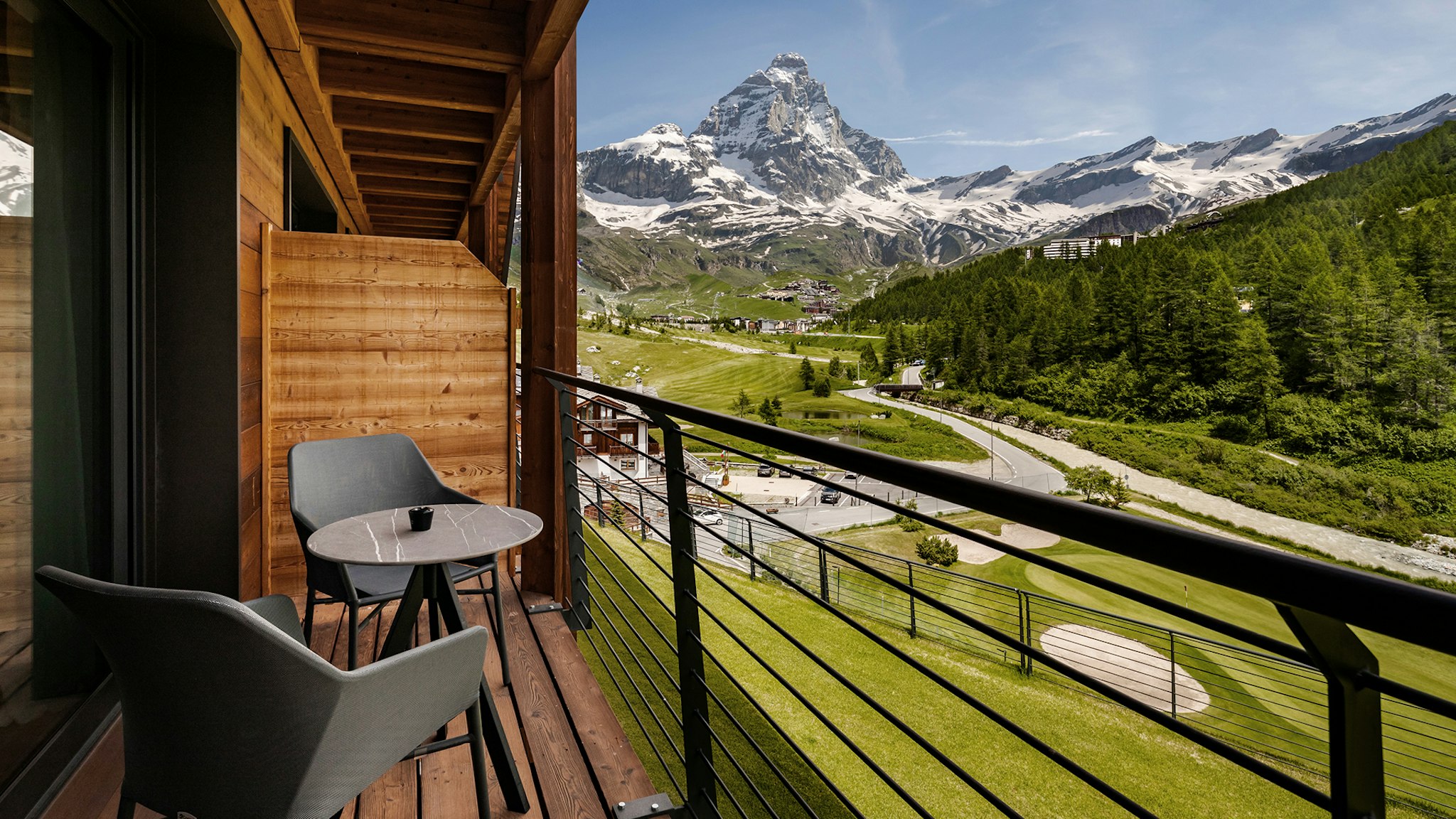VRetreats Cervino The Alps 53/61