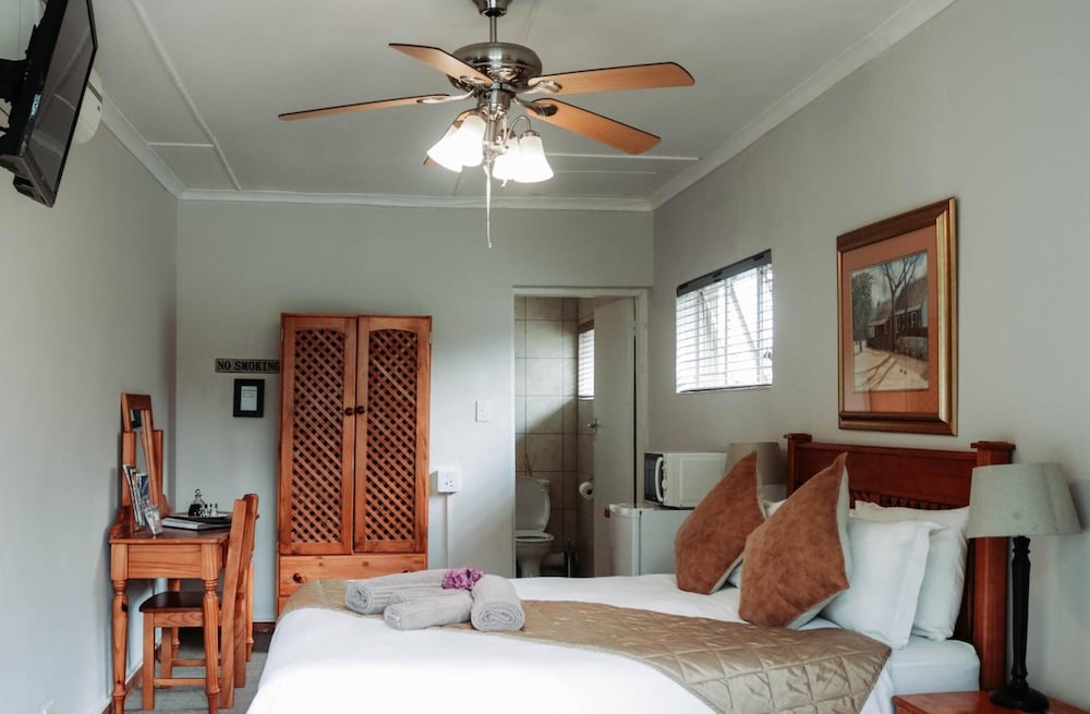 Danlee Overnight Accomodation 15/50