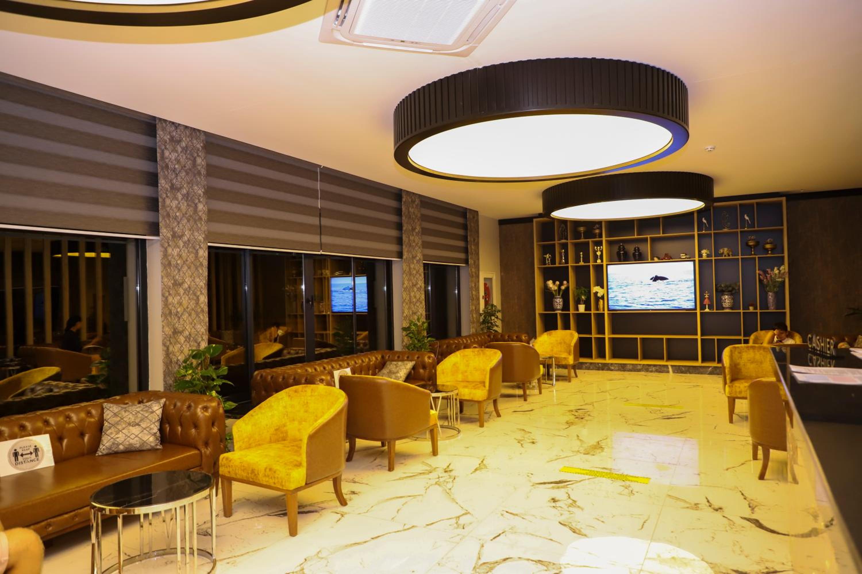 Side Amour Hotel 38/58