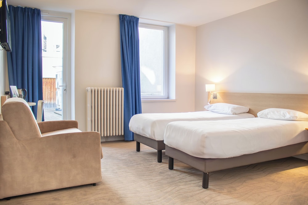 Brit Hotel Macon Centre Gare 19/50