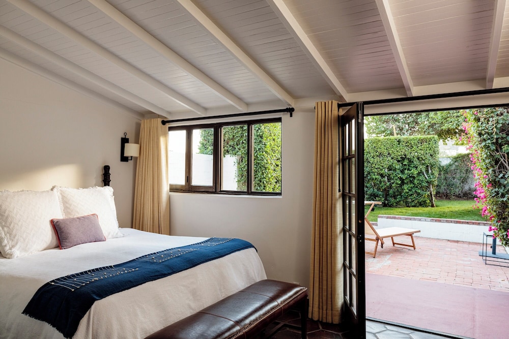 Estate, Guest Room, Premium, King Bed, Patio