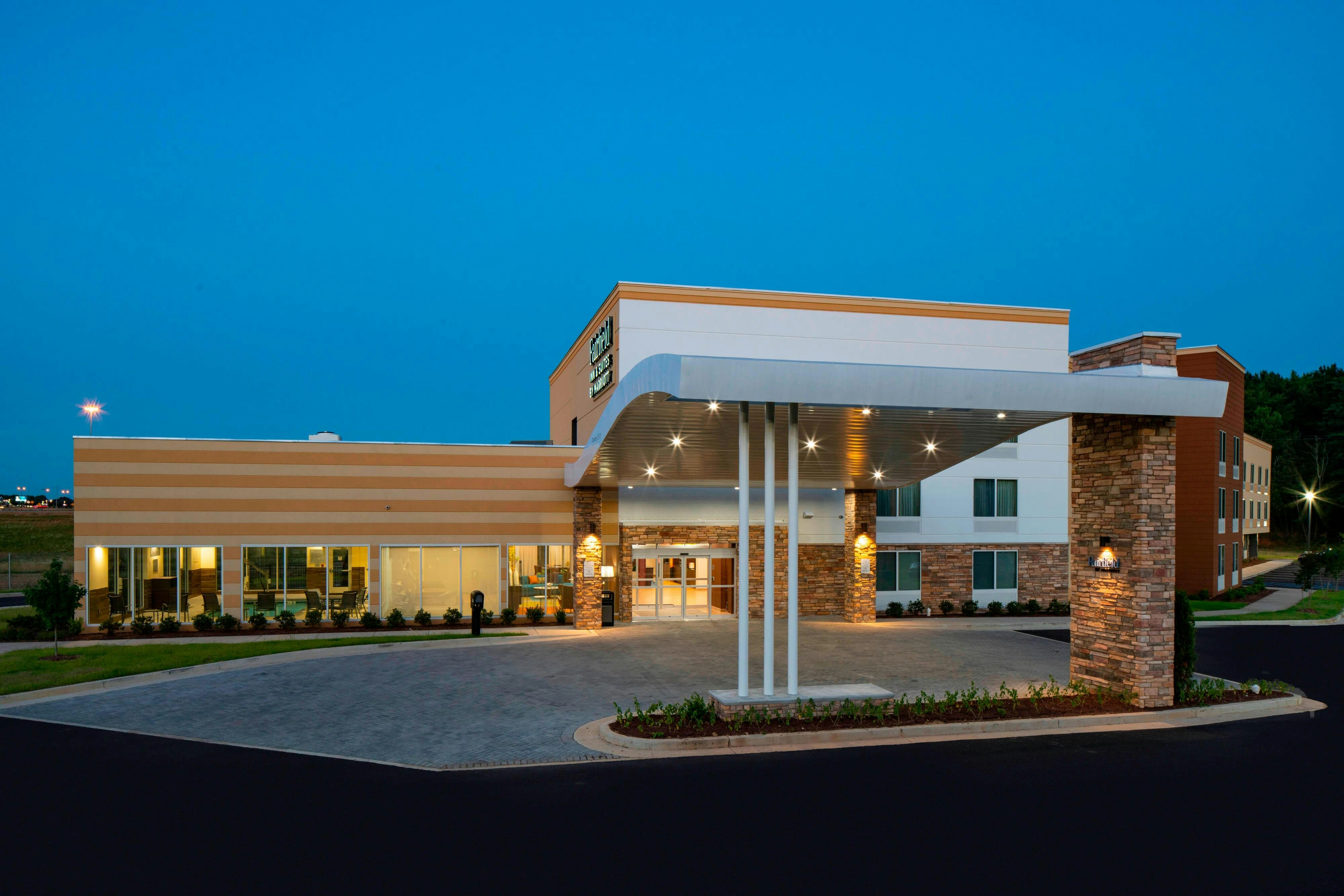 Fairfield Inn And Suites By Marriott Batesville 2/9