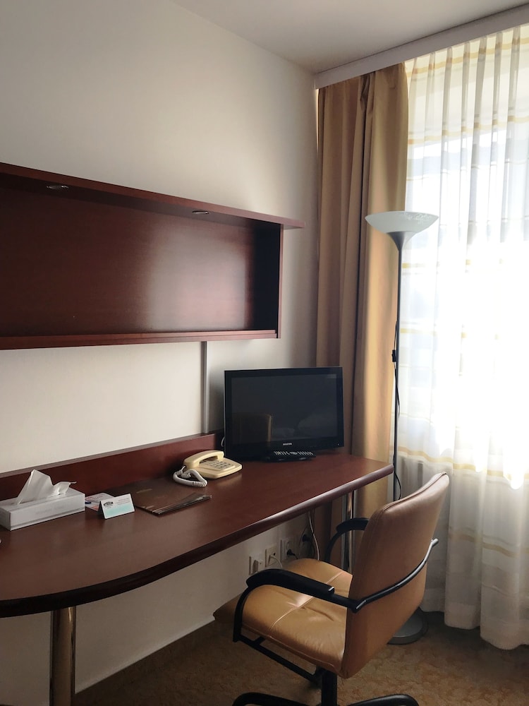 Hotel Atrium 63/73
