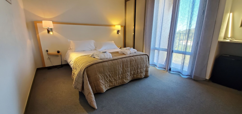 Hotel Atrachjata Aleria 11/50