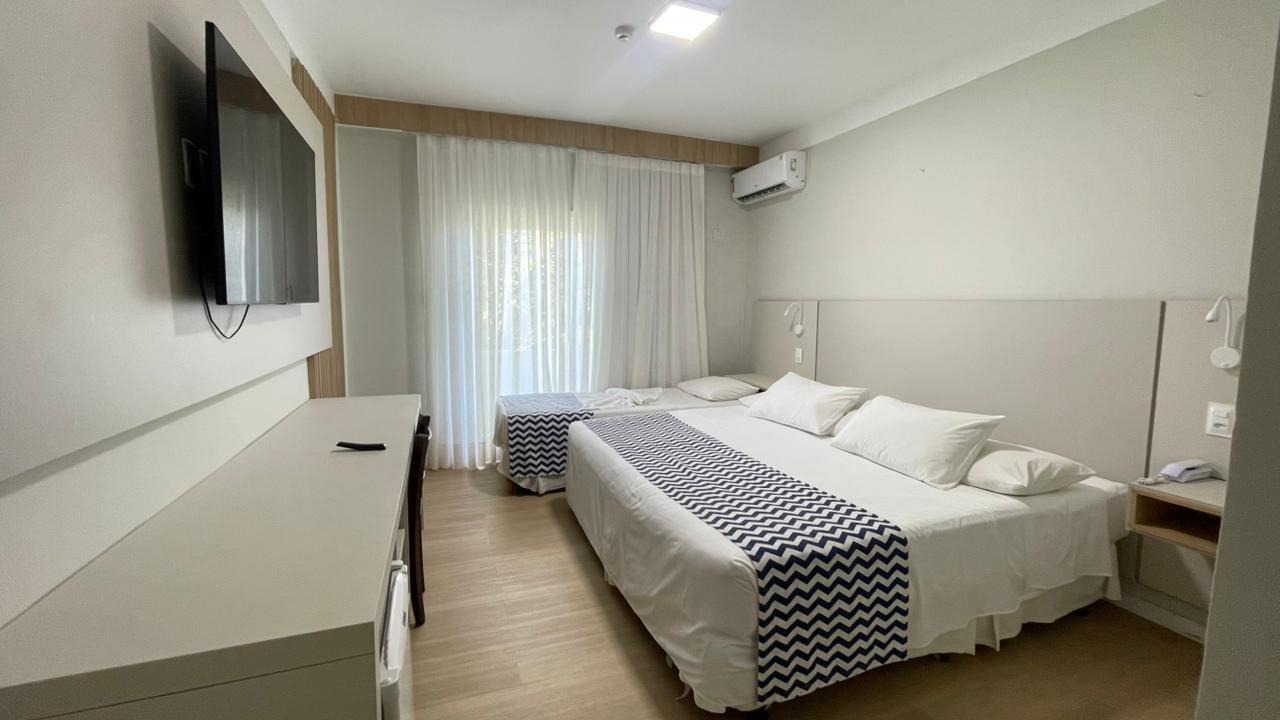 Apartment, Forest View