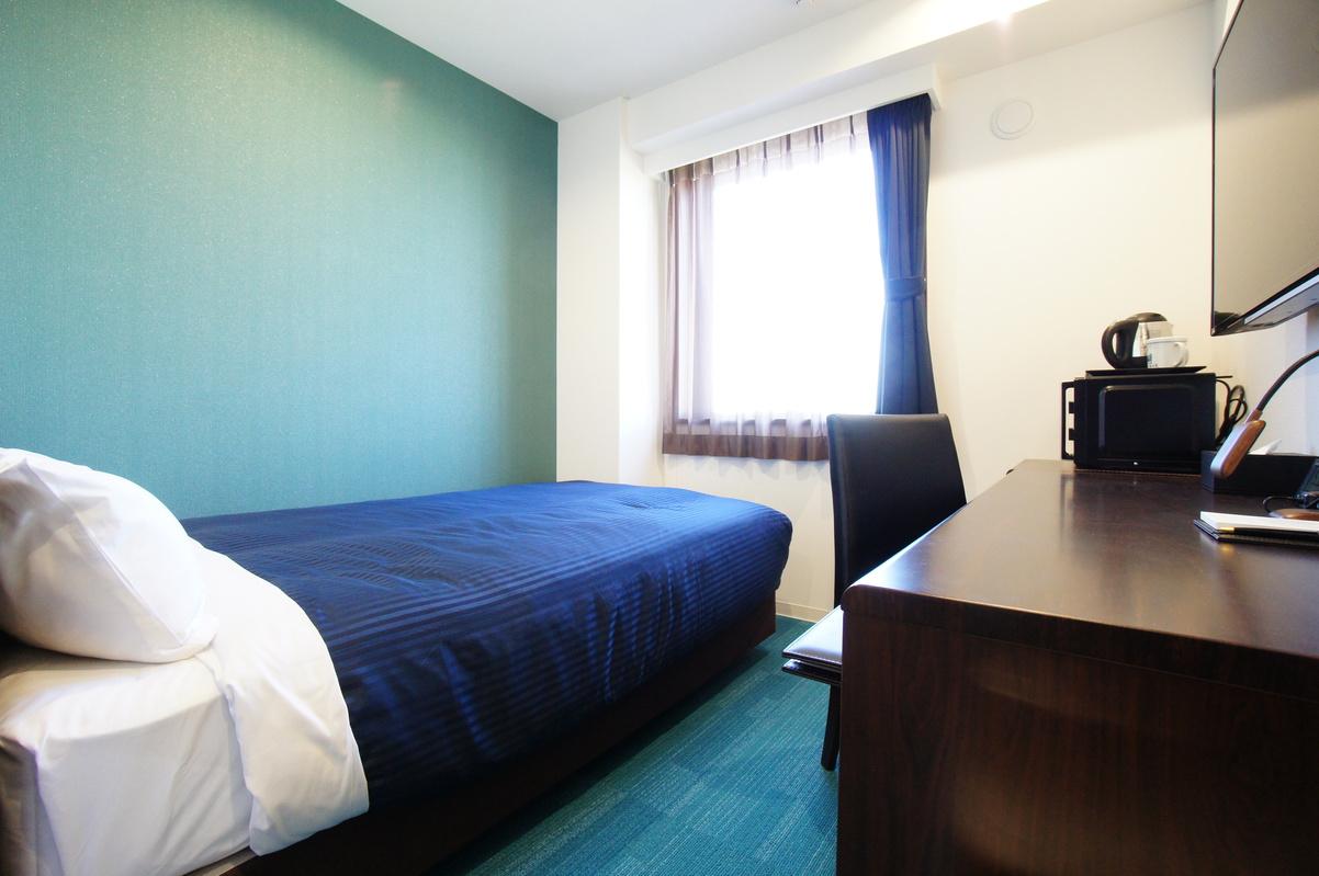 Semi Room, Single, Semi Double Bed, Smoking