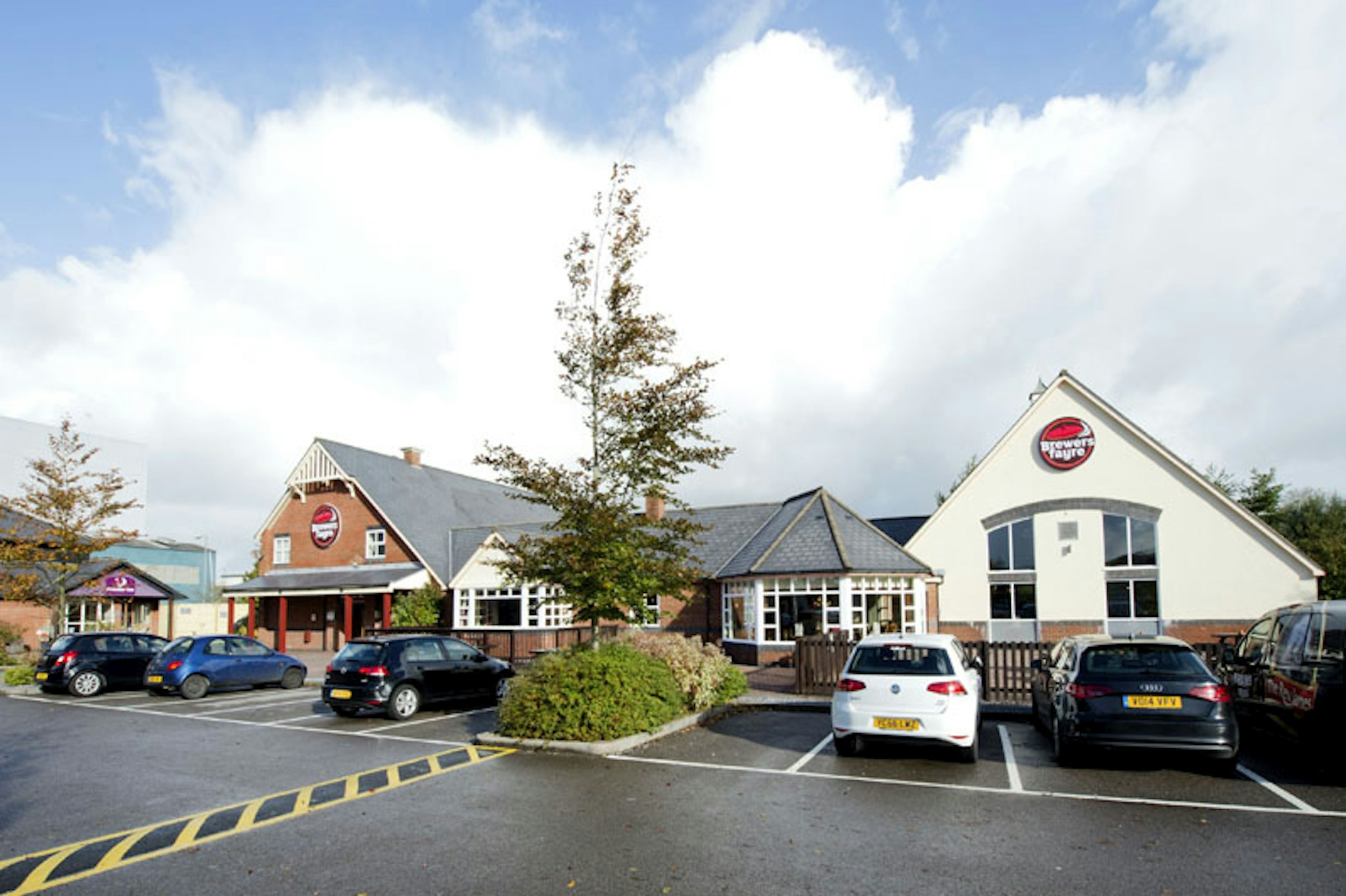 Premier Inn Swansea North 37/46
