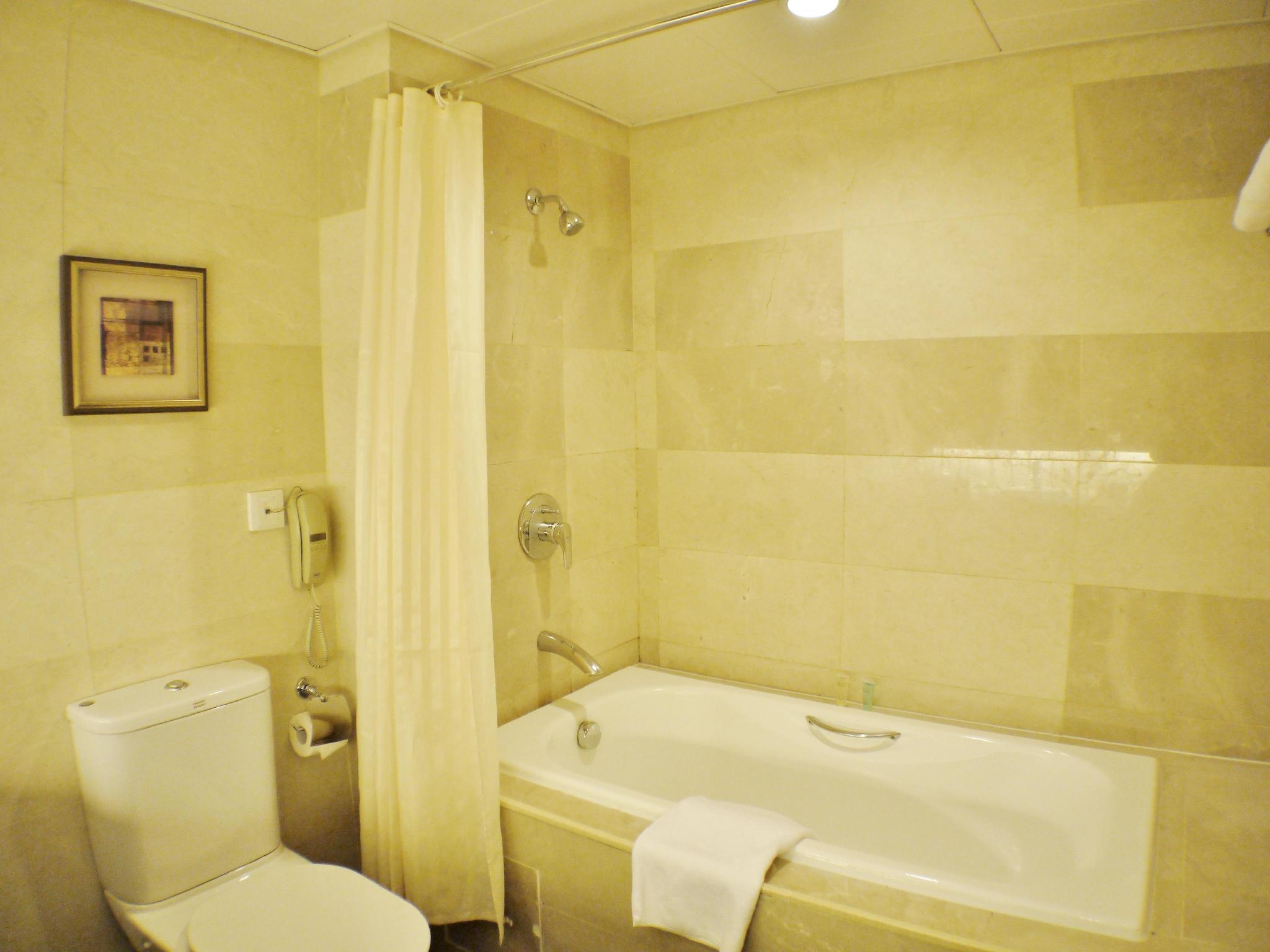Waldo Hotel Macao 30/31
