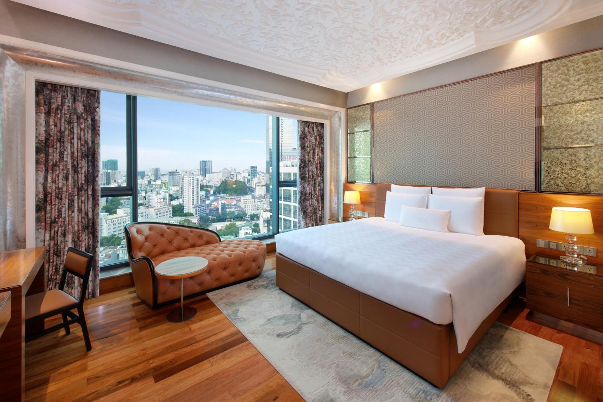 1 Bedroom, Style, Modern or Classic, Suite, King Bed