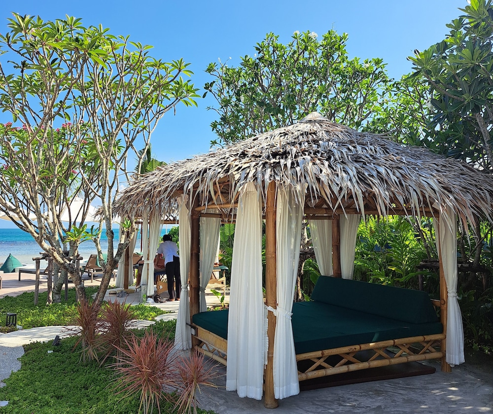 OUTRIGGER Koh Samui Beach Resort in KOH SAMUI
