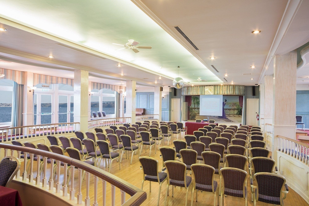 The Redcliffe Hotel 27/43