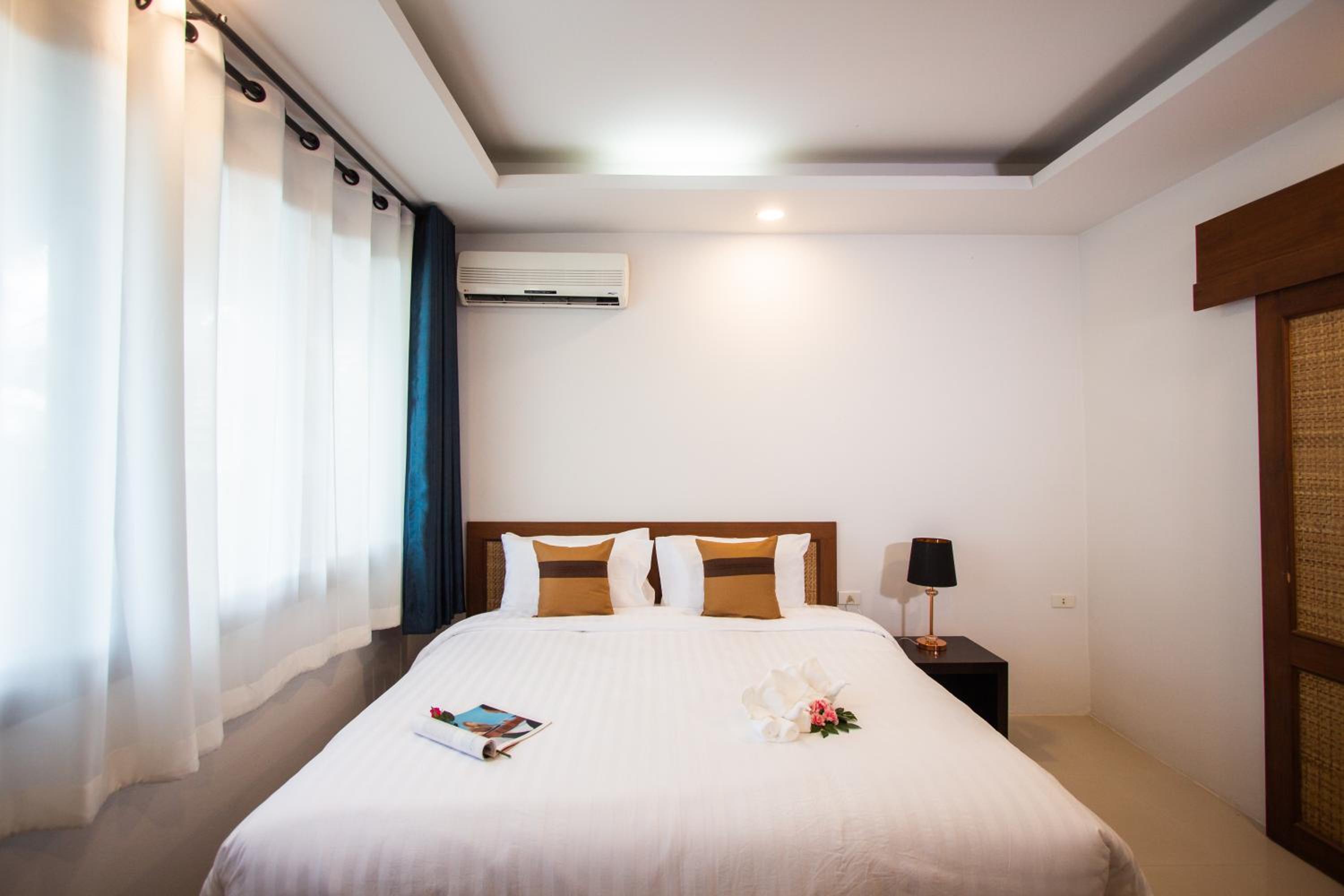 Suite, Beach Front, Jetted Tub