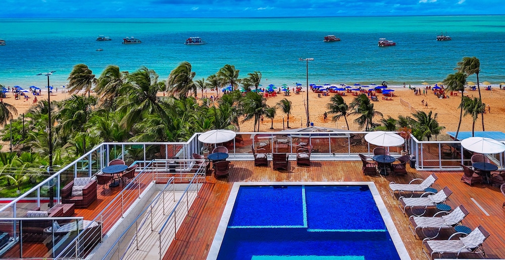 Laguna Praia Hotel 8/72