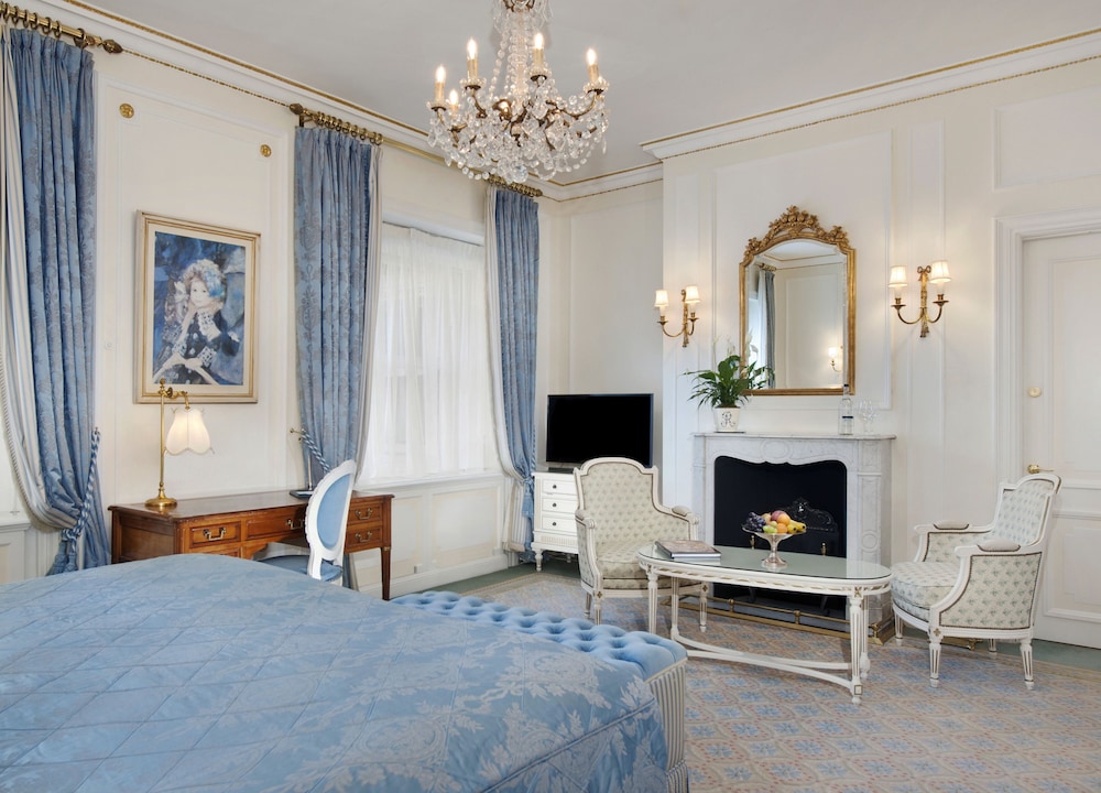 RITZ LONDON 46/99