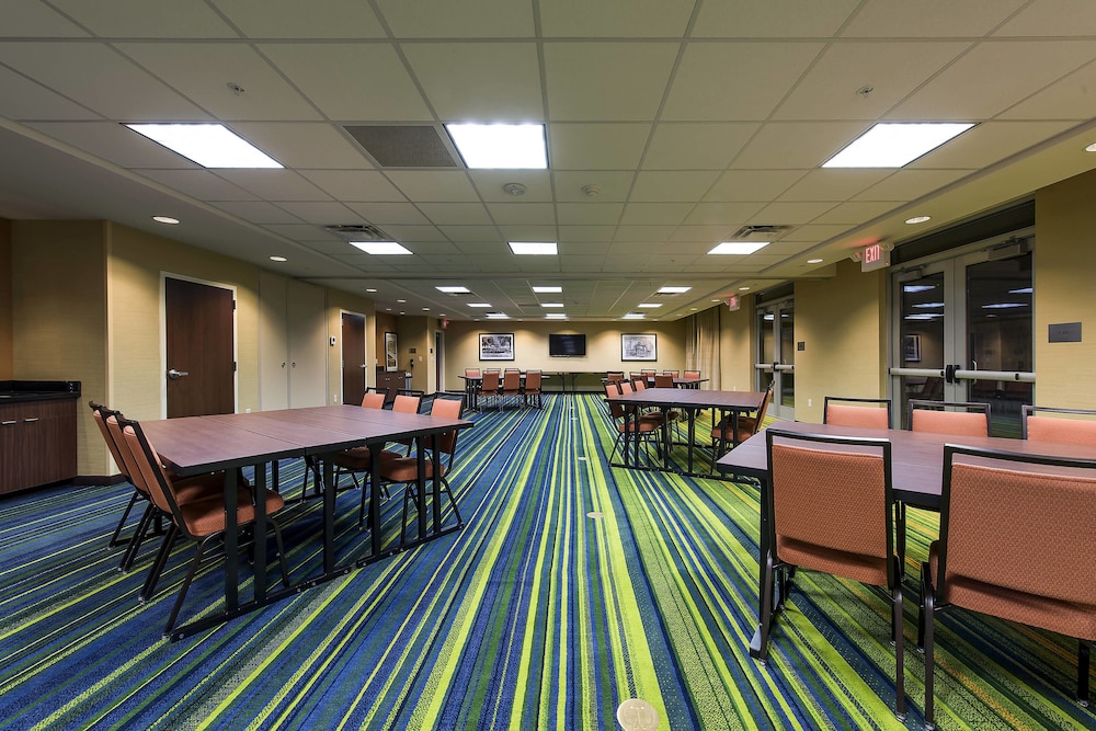 Fairfield Inn Suites By Marriott Leavenworth 39/44