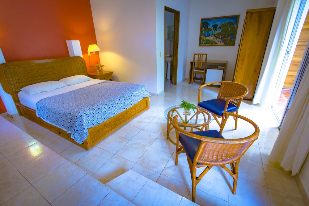 Hotel-Restaurant Cyvadier Plage 10/50