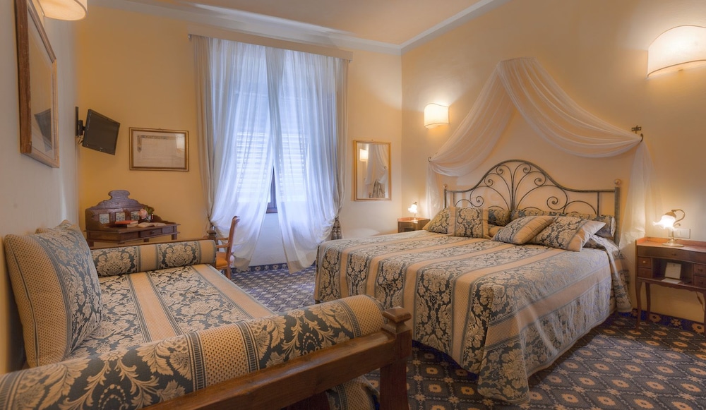 Palazzo Dal Borgo 18/58
