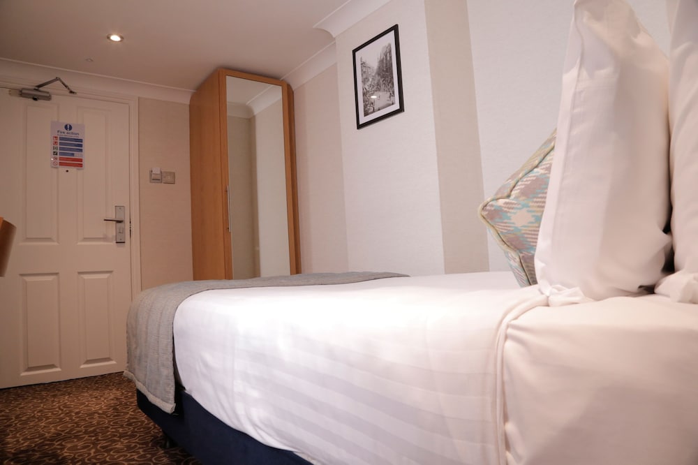 ROOM, SINGLE, SINGLE BED