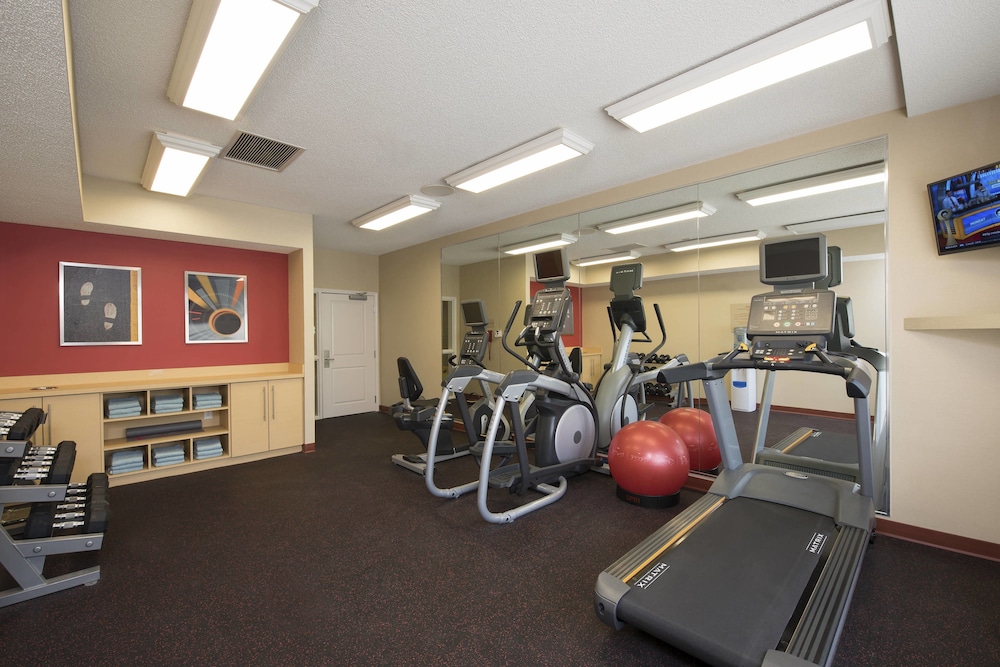 TownePlace Suites by Marriott Kalamazoo 12/24