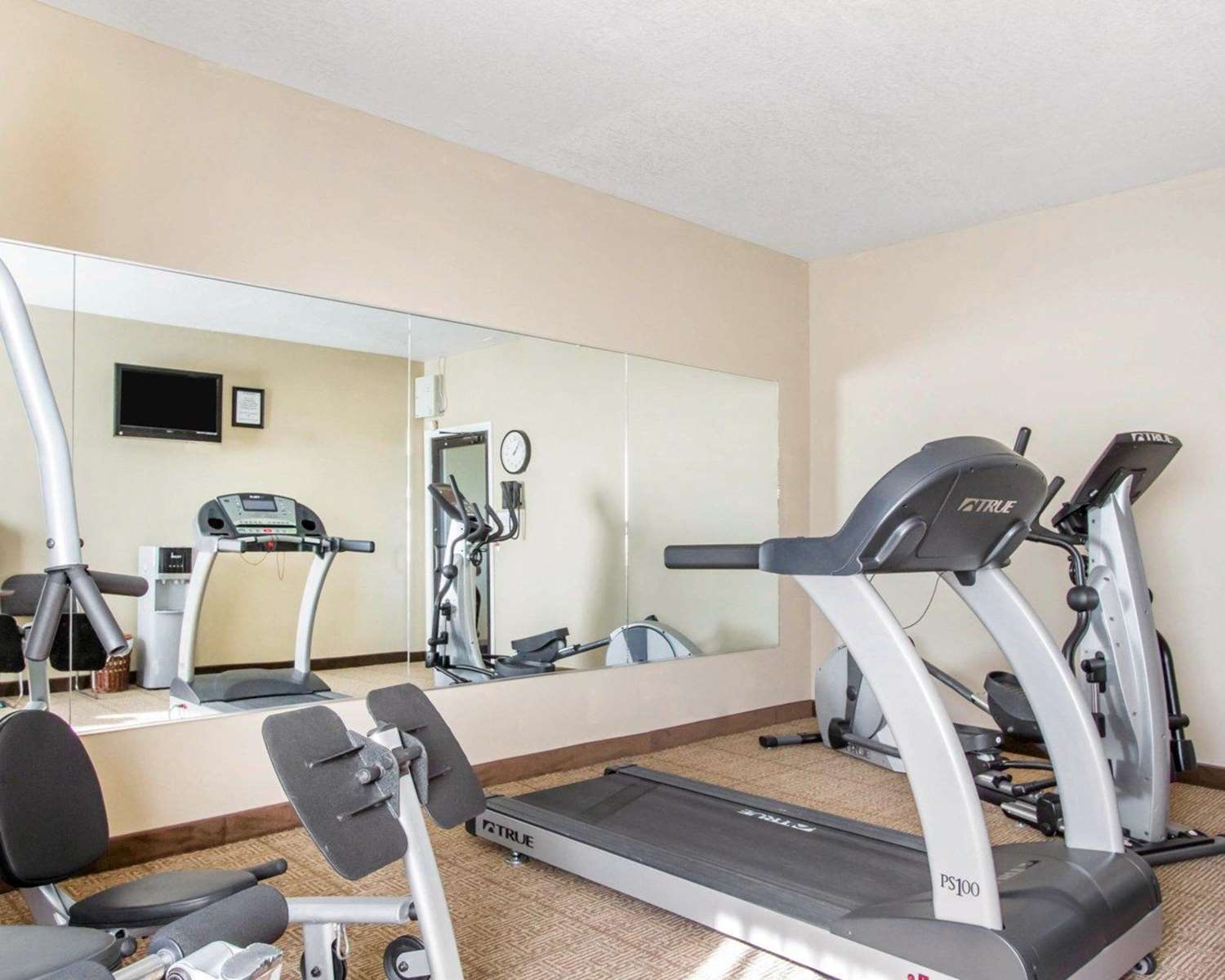 Comfort Inn Bolivar, MO 3/14
