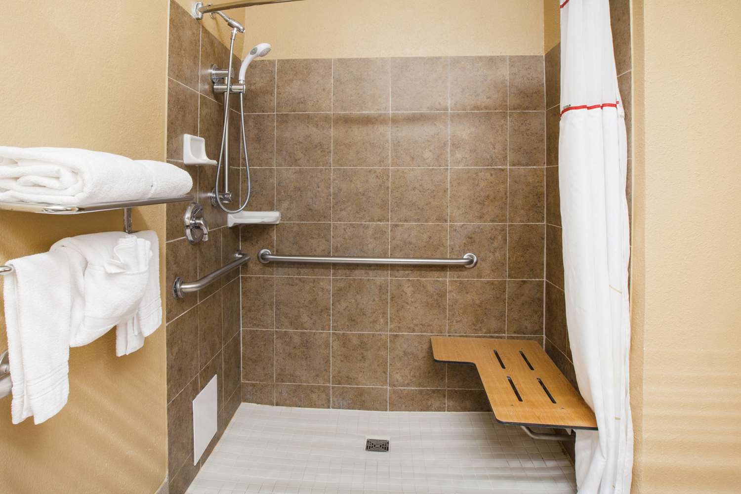 Hawthorn Suites by Wyndham Corpus Christi 10/10