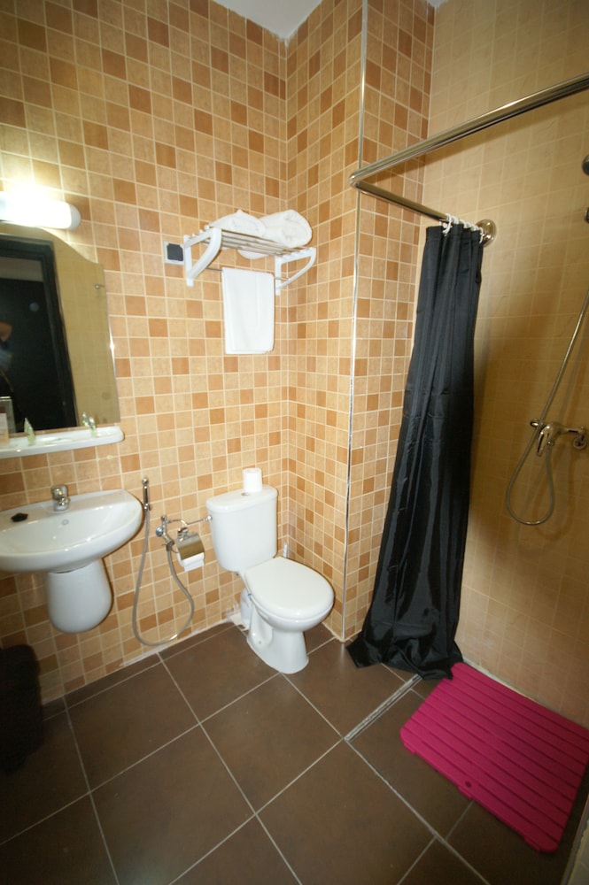 Hotel Inou 48/50