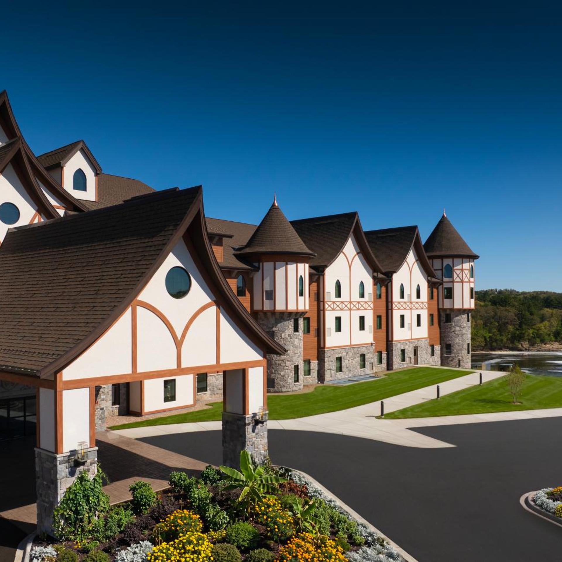 Dellshire Resort 3/50